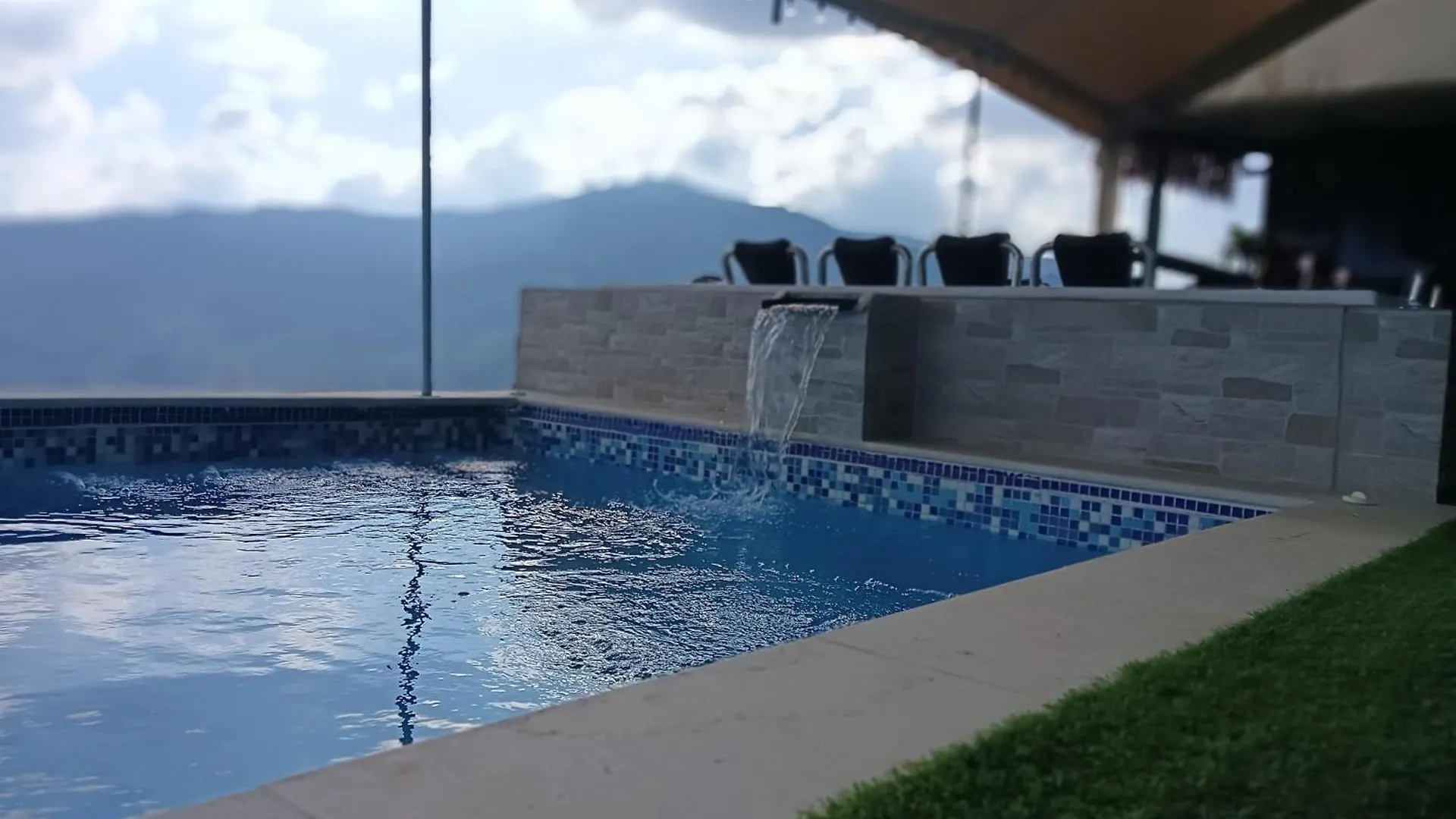 Resort Vive Paradise Medellin, Hosteria, Mirador, Piscina Termica, Tiki Bar, Jacuzzi Spa A Solo 15 Min De La Ciudad